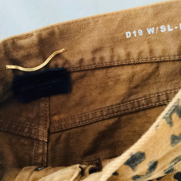 Saint Laurent Leopard Animal Print High Rise Slim Leg Jeans SZ 26 - Picture 5 of 8